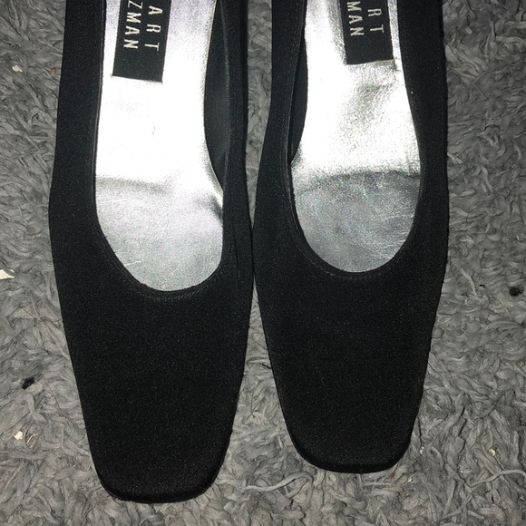 ✨Stuart Weitzman Size 8.5 AA Black Woman’s shoes! - Picture 7 of 8
